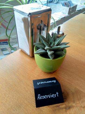 Confiserie Flubacher - Reservierter Tisch